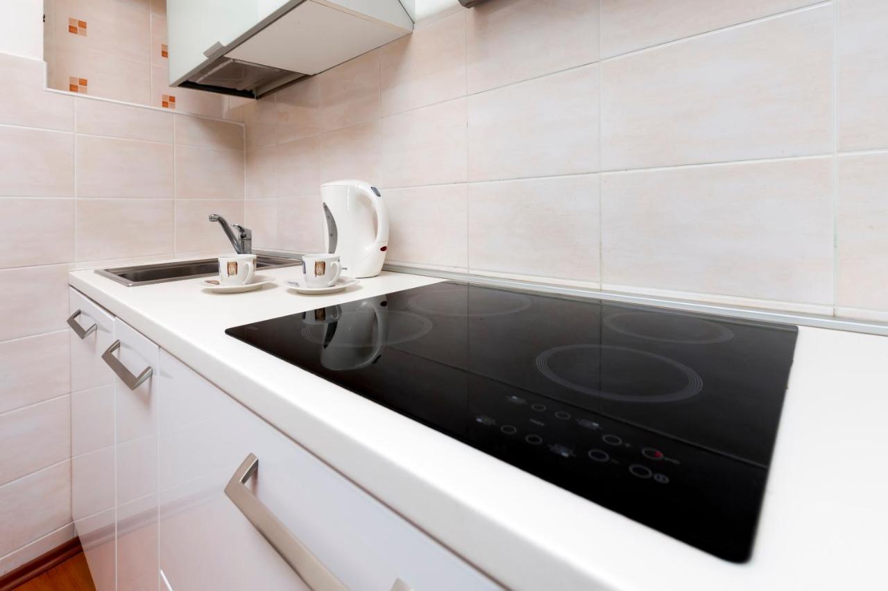 Sea View Apartment Ровинь Экстерьер фото